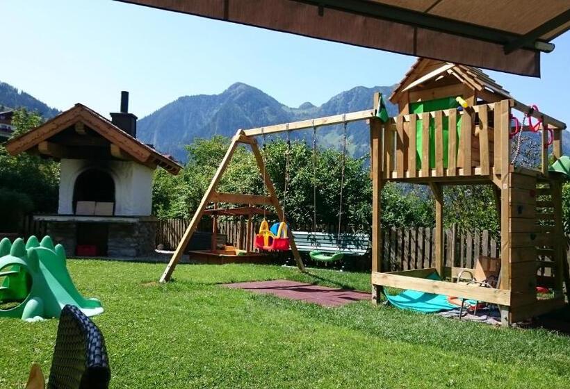 آپارتمان 2 خوابه, Eisbauer