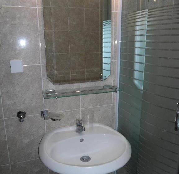 آپارتمان 1 خوابه با بالکن و چشم‌انداز دریا, Guest House Budva