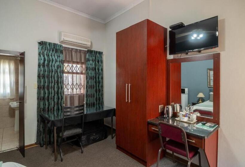 غرفة قياسية, Lala Dene Lodge