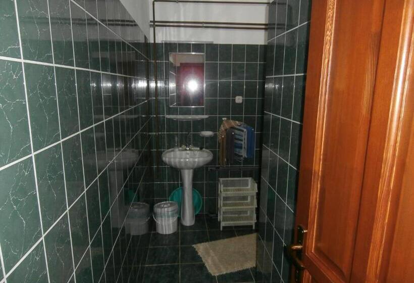 شقة غرفتين, Nádkunyhó Vendégház