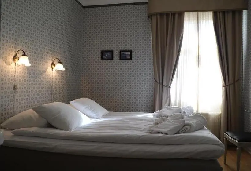 バス共有のスタンダードルーム, Ombergs Turisthotell