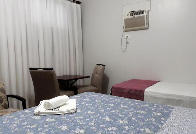 标准三人间, Pousada Oasis Park