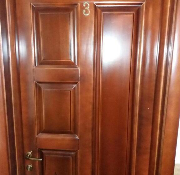 اتاق استاندارد سه نفره, Pensiunea Total Din Ceahlău