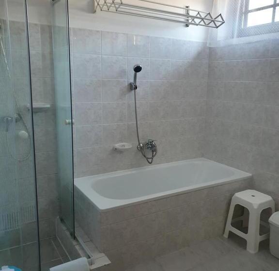 Апартаменты 2 Спальни, Gála Panzió