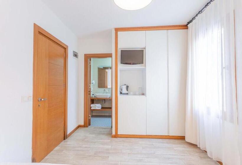 Camera Standard, Mare Nostrum Apart