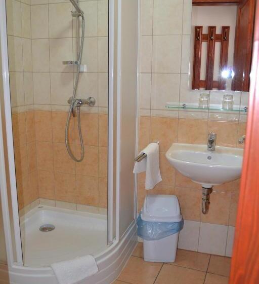 חדר סטנדרט, Althann Vendégház és Konferencia Központ