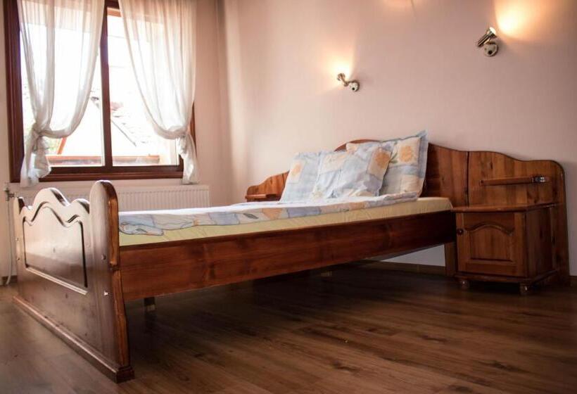 발코니가 있는 스위트, Guest House Ilinden