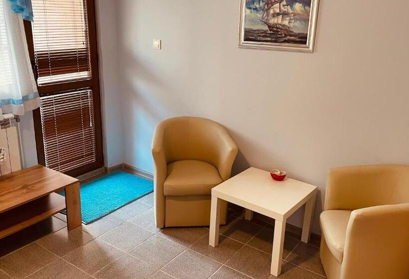 스탠다드 룸 가든 전망, Kastela Guest House