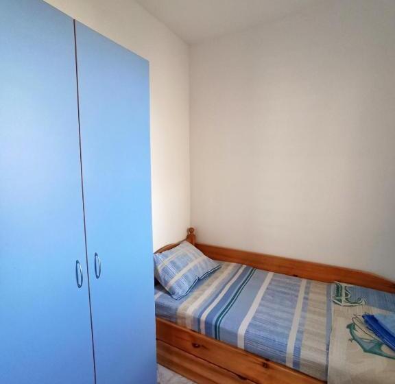 스탠다드 트리플 룸, Kastela Guest House