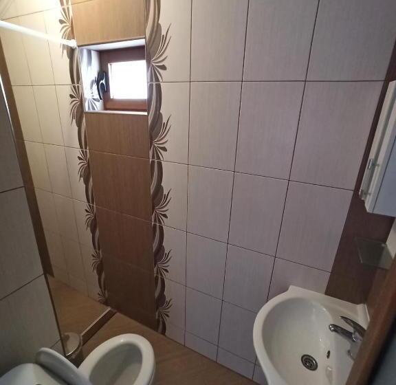 带2个卧室的公寓, Kastela Guest House