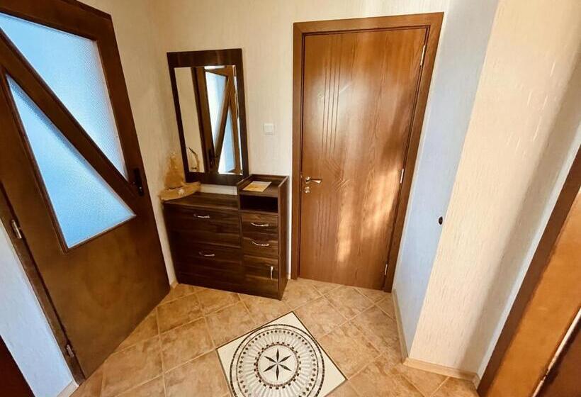 带2个卧室的公寓, Kastela Guest House