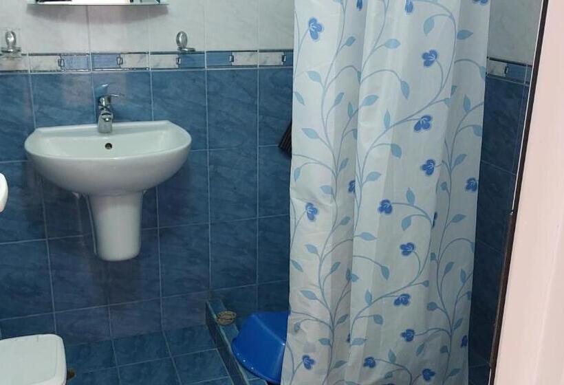 Семейный Номер, Krai Moreto Guest House