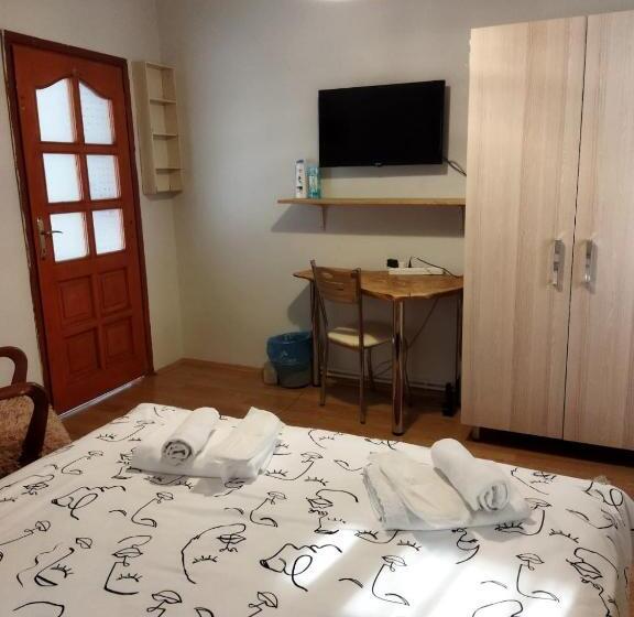 Ortak Banyolu Standart Oda, Nelly Guesthouse