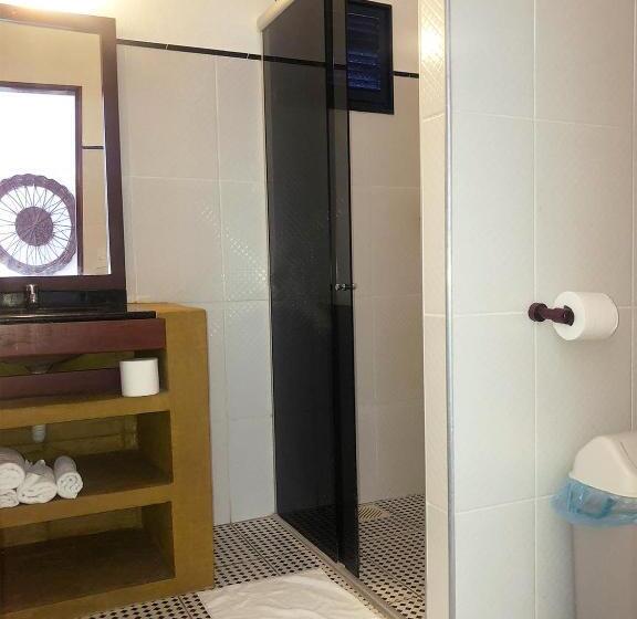 חדר סטנדרט לארבעה נוף לים, Pousada Do Sol