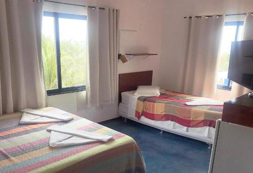 חדר סטנדרט לארבעה נוף לים, Pousada Do Sol