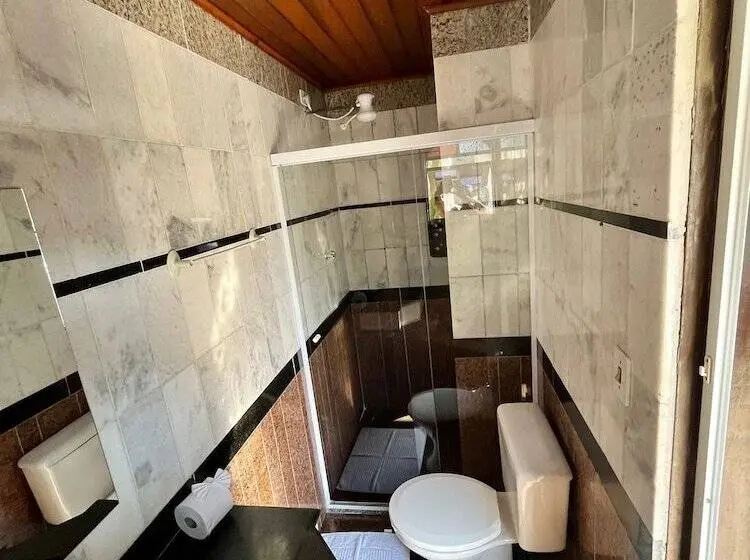 スタンダード４人部屋, Pousada Novo Encanto Maresias