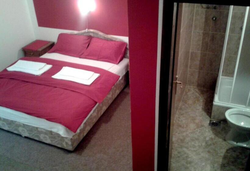 اتاق استاندارد سه نفره, Rooms Lisičić