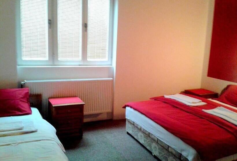 اتاق استاندارد سه نفره, Rooms Lisičić