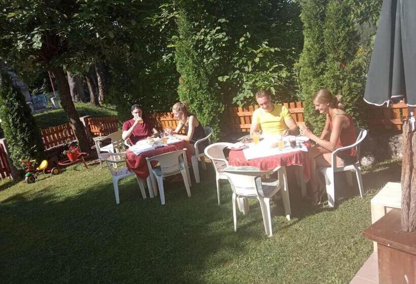 اتاق استاندارد سه نفره, Rooms Lisičić