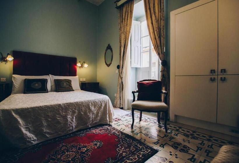 خانه 3 خوابه, Sally Port Senglea