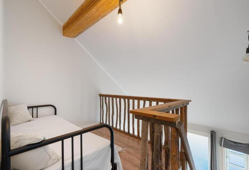 带海景的标准工作室, Sveggvika Guesthouse