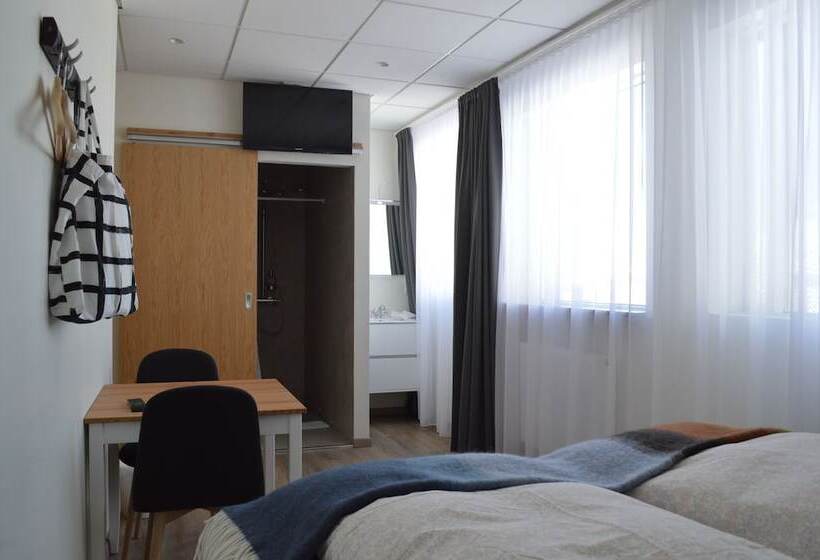 اتاق استاندارد, The Old Post Office Guesthouse