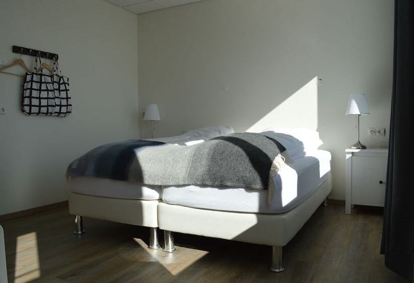 اتاق استاندارد, The Old Post Office Guesthouse