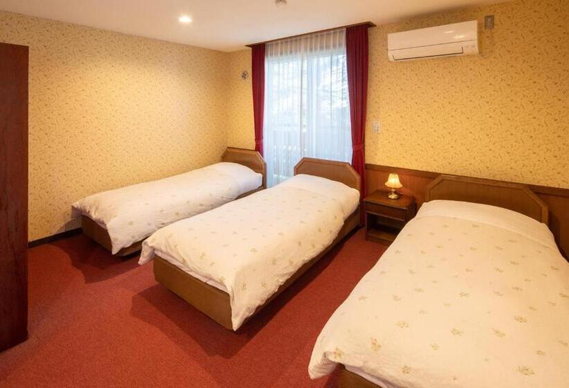 スタンダードトリプルルーム, Pension Candytuft