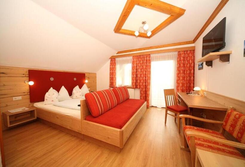 غرفة قياسية مزوَّدة بشُرفة, Pension Greimelbacherhof