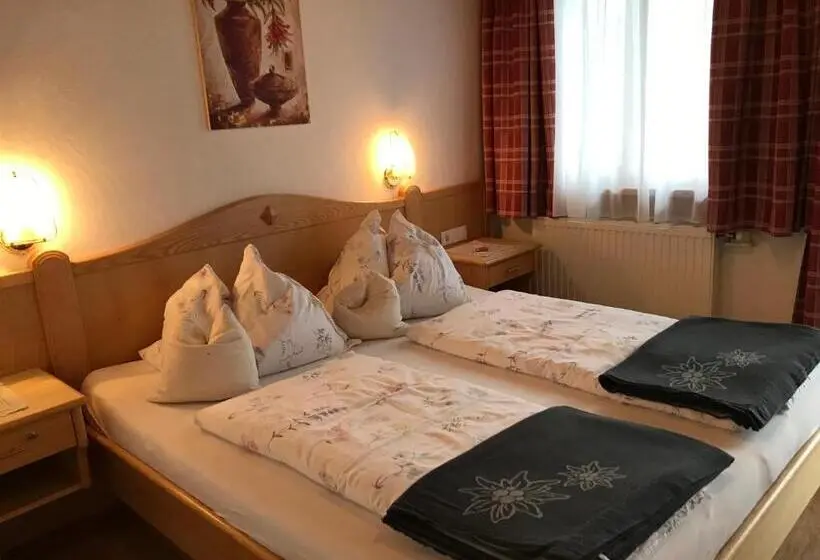 اتاق استاندارد یک نفره, Pension Greimelbacherhof