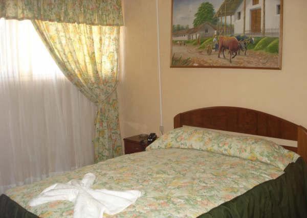 اتاق استاندارد چهار تخته, Hostal Don Nabil