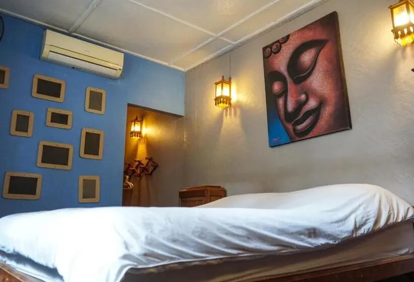 اتاق استاندارد, The Riverside Guest House