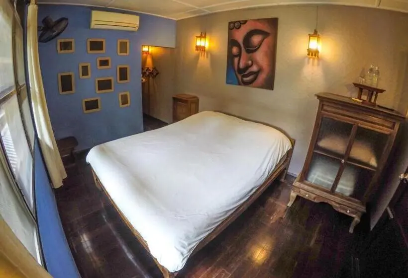 اتاق استاندارد, The Riverside Guest House
