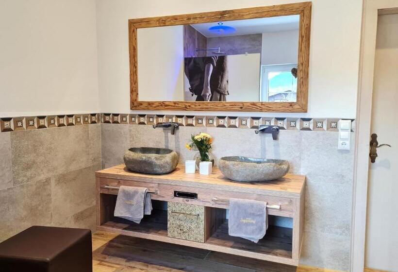 带2个卧室的公寓, Appartementhotel Zugspitzhof