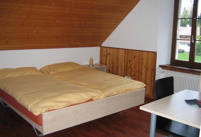 غرفة قياسية, Auberge Du Prévoux