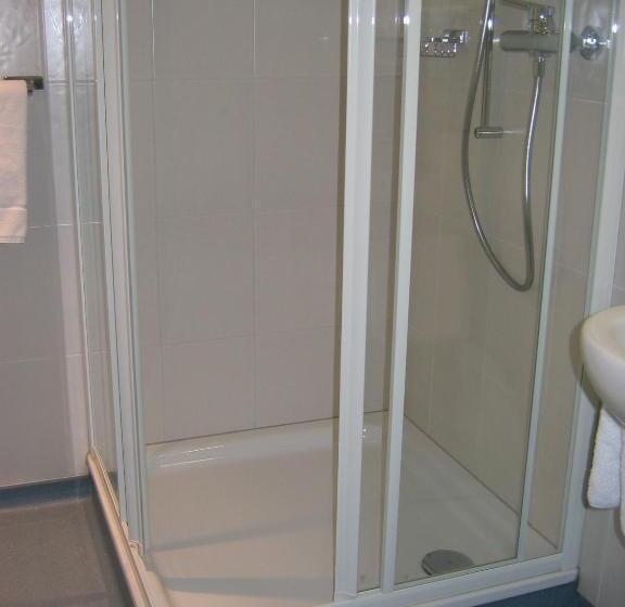 غرفة قياسية, Auberge Du Prévoux