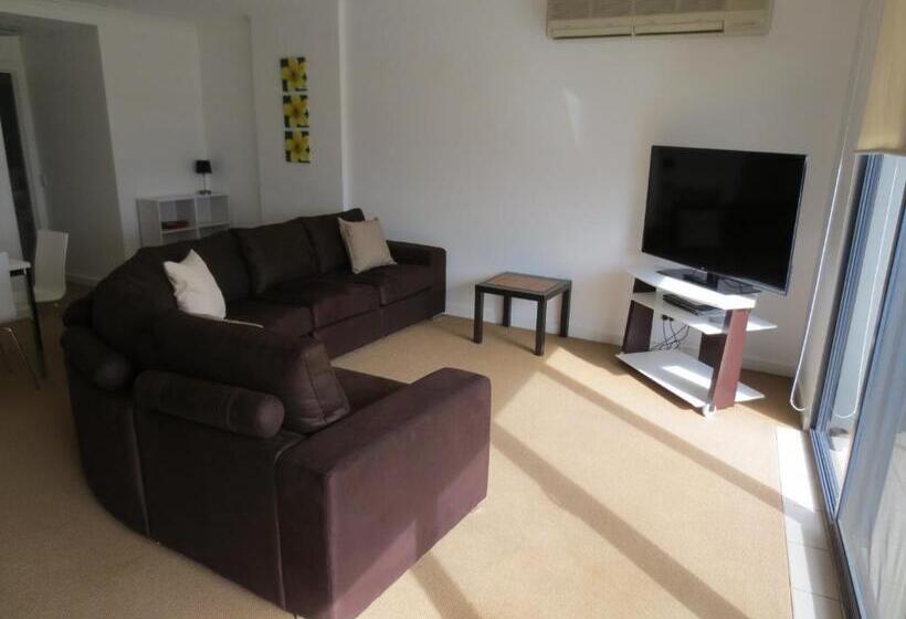 Apartament 2 Sypialnie, Lights Landing Apartments