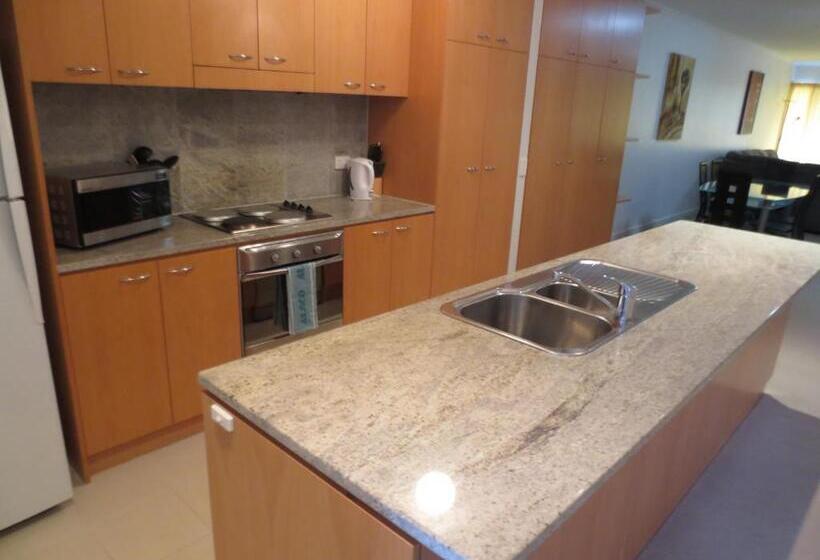 2 Bedroom Apartment with Views, Lights Landing Apartments