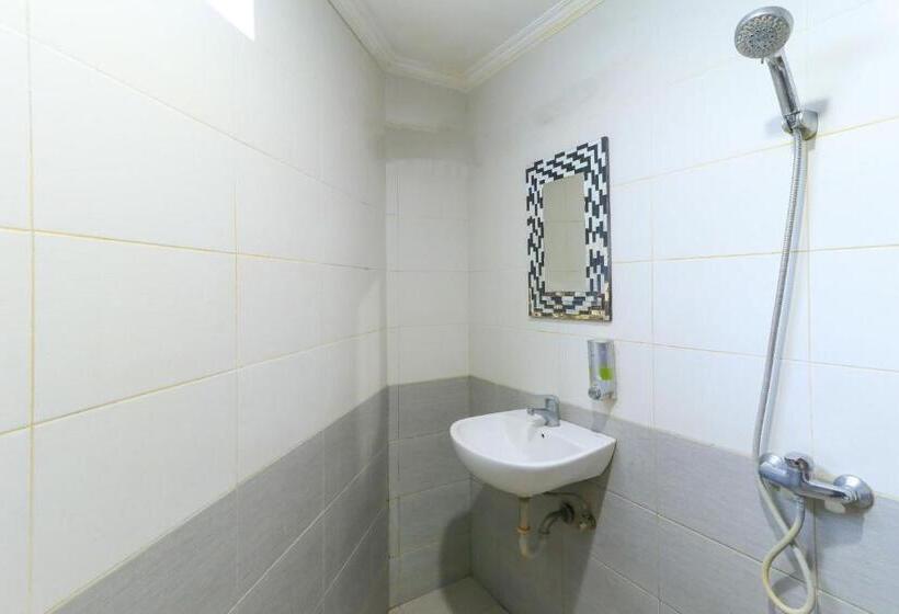 Номер Deluxe, Deseruni Guest House Kerobokan