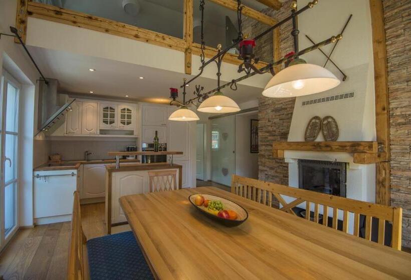 带1个卧室的顶楼公寓, Haus Wasmer By Alpentravel