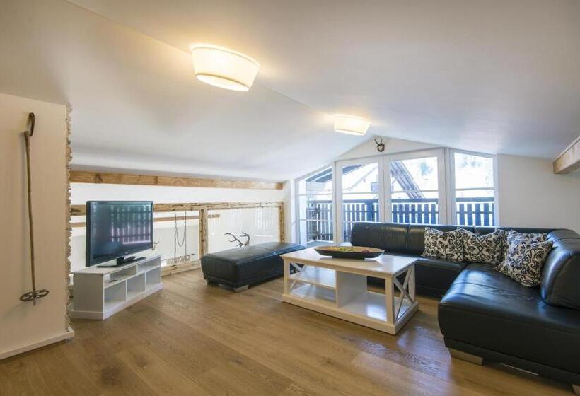 带1个卧室的顶楼公寓, Haus Wasmer By Alpentravel