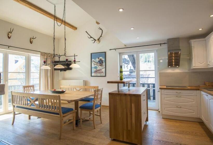 1 Bedroom Penthouse Apartment, Haus Wasmer By Alpentravel