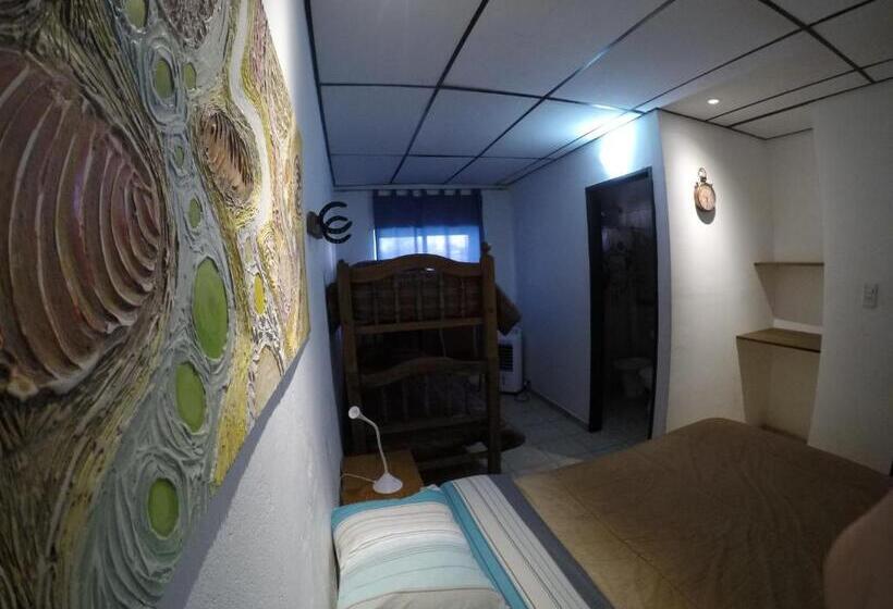 غرفة عائلية, Hosteria Uspallata