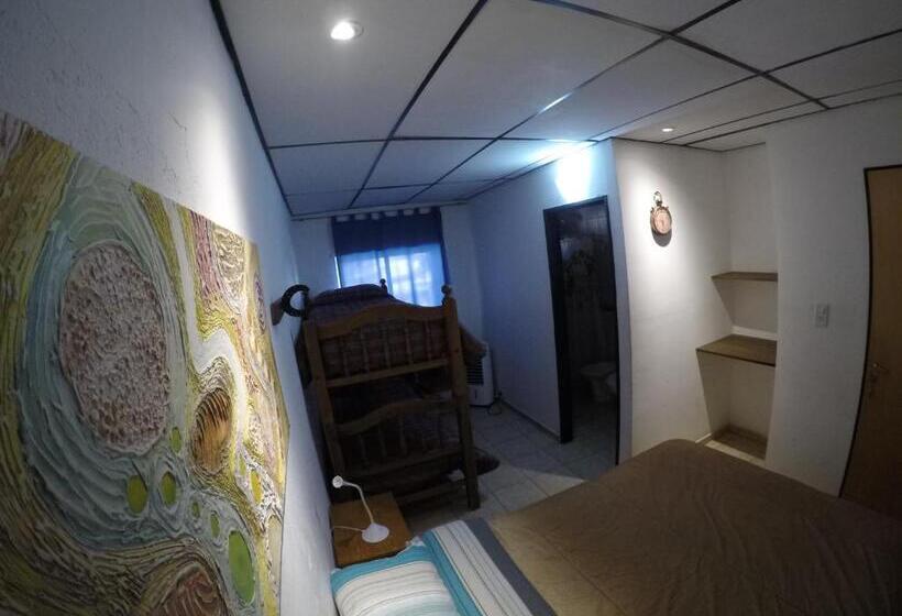 غرفة عائلية, Hosteria Uspallata
