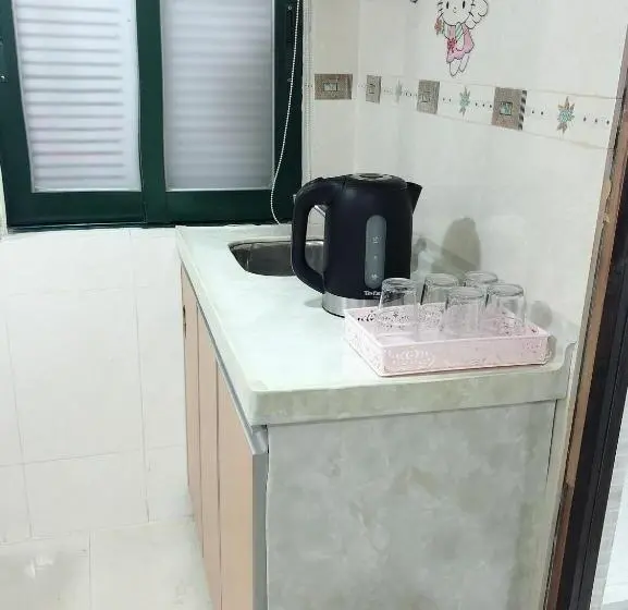 اتاق خانوادگی, Hung Fai Guest House