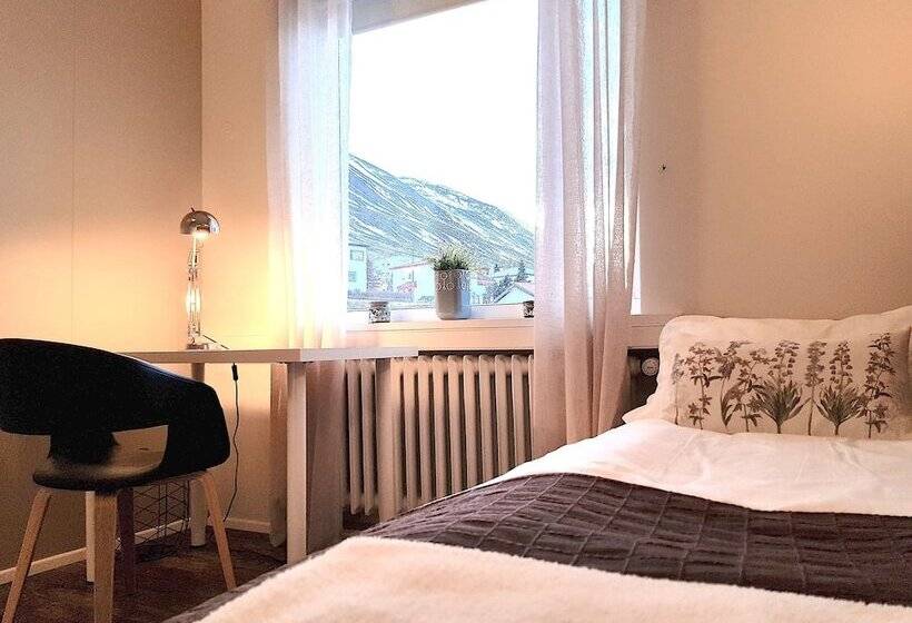 اتاق خانوادگی با سرویس بهداشتی مشترک, Klara Guesthouse