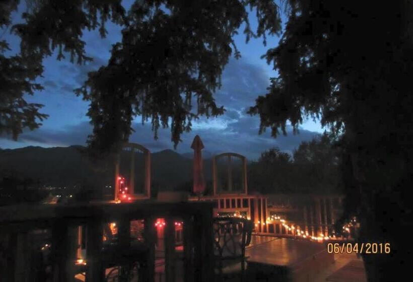 Студия Deluxe, Mystic Portal 420 Guesthouse