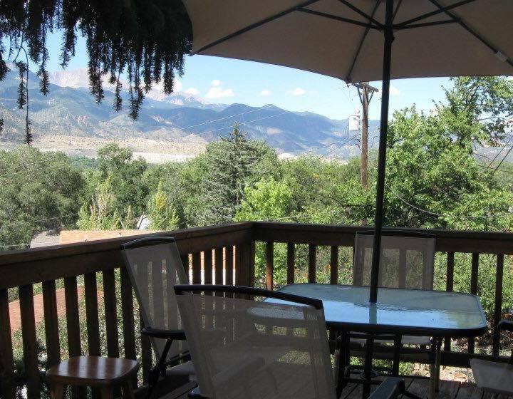 Люкс Повышенной Комфортности, Mystic Portal 420 Guesthouse