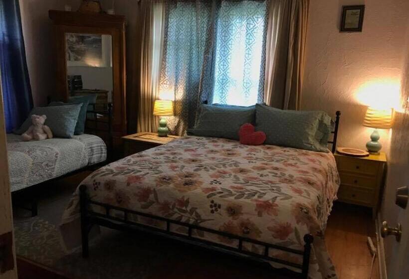 Номер Deluxe, Mystic Portal 420 Guesthouse