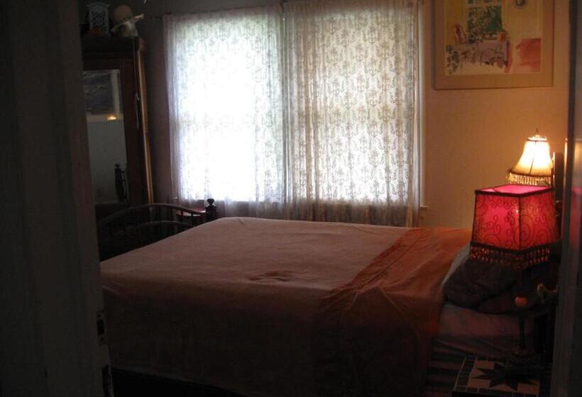 Номер Deluxe, Mystic Portal 420 Guesthouse